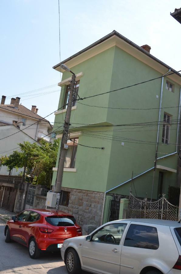 Our House In The Town Apartment Veliko Tarnovo Luaran gambar